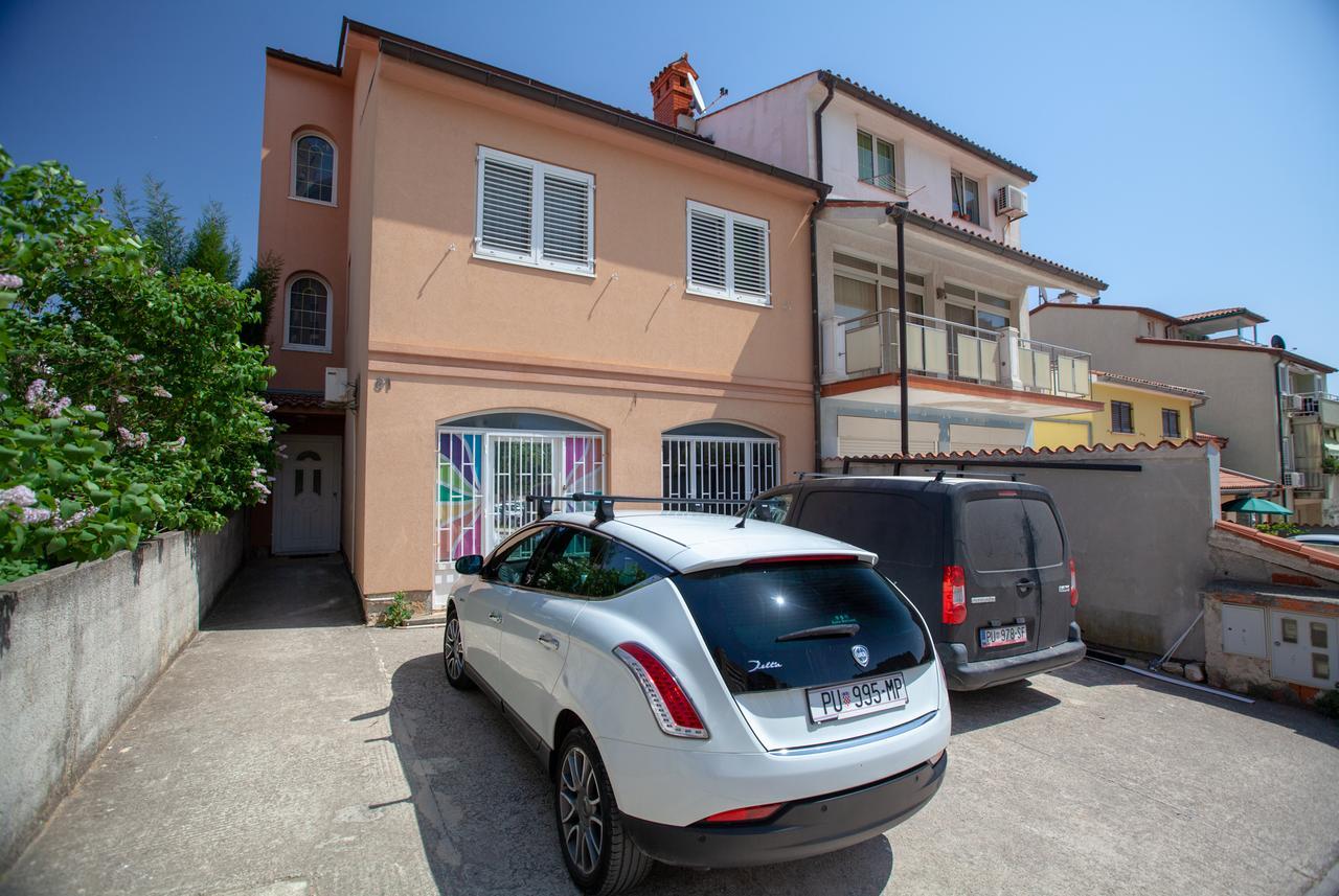 Apartment Rizzi プーラ エクステリア 写真
